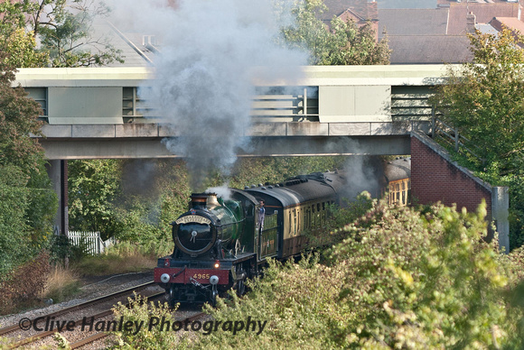 4965 Rood Ashton Hall appears from under Bishopton Lane Bridge with the final run of the 2011 season