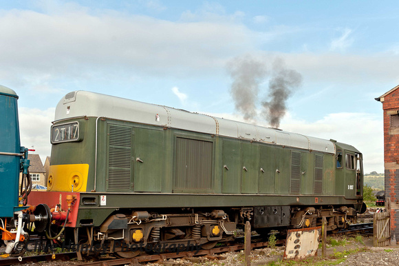 The evening "Beerex" returning to Cheltenham were to be hauled by Class 20 no D8137.