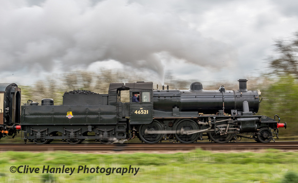 A panning shot from Woodthorpe farm field of 46521 with the 10.45 to Leicester.