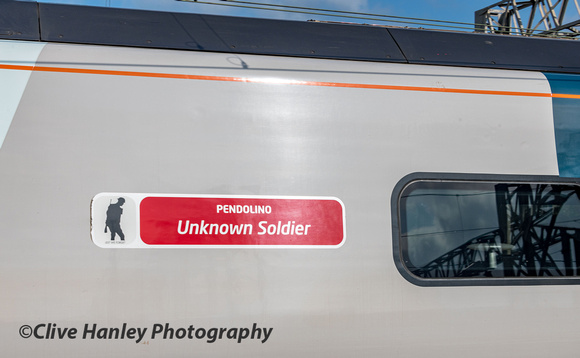 Another crappy nameplate. "Unknown Soldier". It deserves better!