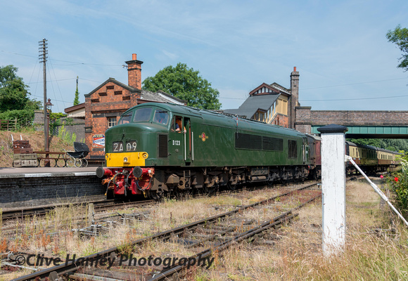 Peak diesel D123 arrives with the 11am from Loughborough.