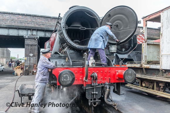 char removal from the smokebox of 48624