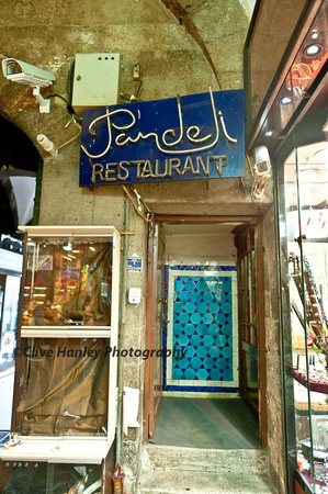 The world famous Pandeli Restaurant in The Spice Market was Closed!