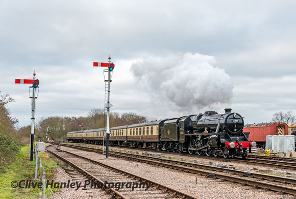 Stanier Black 5 passes Swithland with the 2pm service to Leicester North.