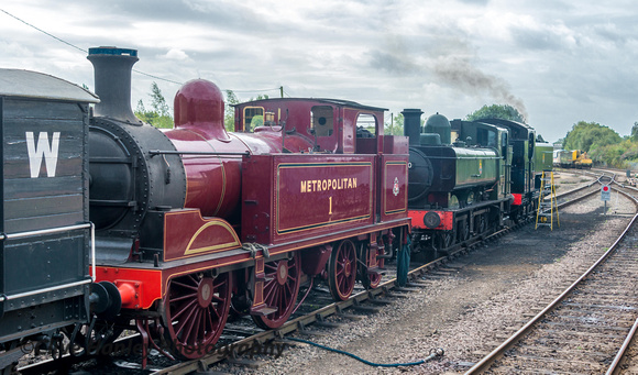 On the departure we pass Metropolitan no 1, GWR Pannier tank no 6430 and in steam was Dennis Howell's Pannier no 9466.