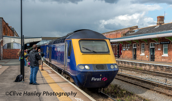 A Hereford to London service arrives at Shrub Hill formed from one of the last HST sets.