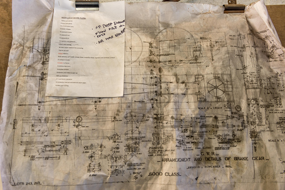 A blueprint dated at Swindon - November 1923 was pinned on the wall.