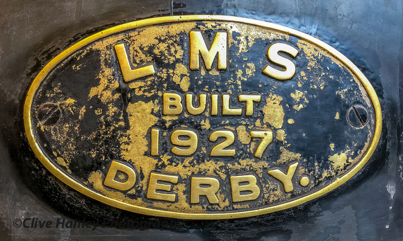 The builders plate on 44422