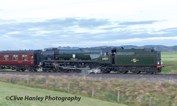 Panning shots of 34027 Taw Valley