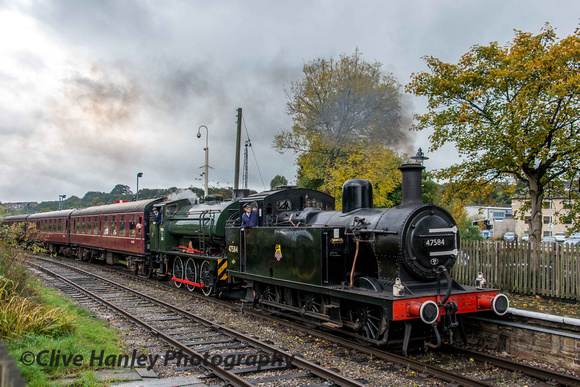 The duo of Jinty no 47584 & WD no 132 arrive at Ramsbottom.