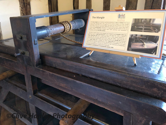 The Mangle - used to press and dry the bedlinen.