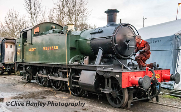 Visiting loco from the South Devon Railway was small prairie 2-6-2T no 5526