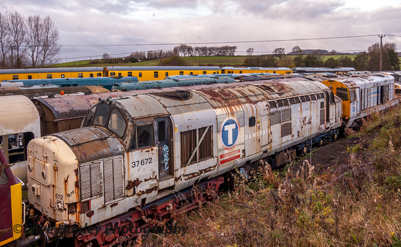 Class 37 no 37672 (ex D6889, 37189) scrapped December 2010 by T J Thomson, Stockton.