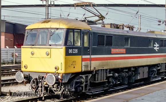 Class 86 no 86226 Royal Mail Midlands