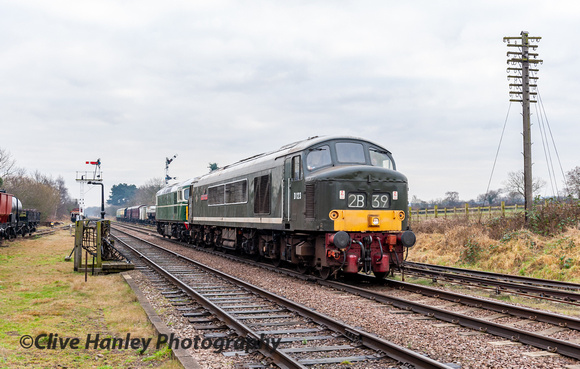 D123 and D5401 approach Quorn heading north now.