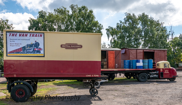 Meanwhile in the yard an excellent display of their Scammell had been set up by Quorn Wagon & Wagon