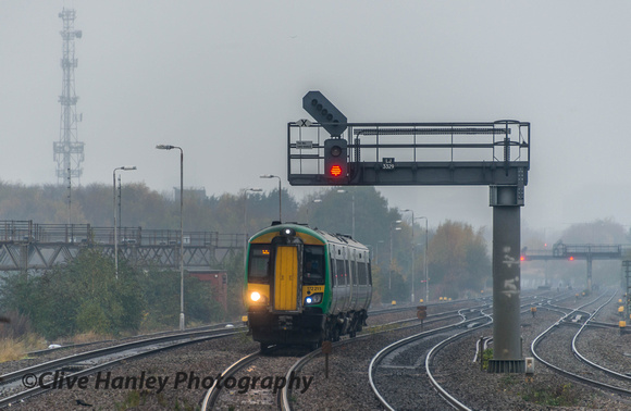 Unit 172211 approaches from Birmingham.