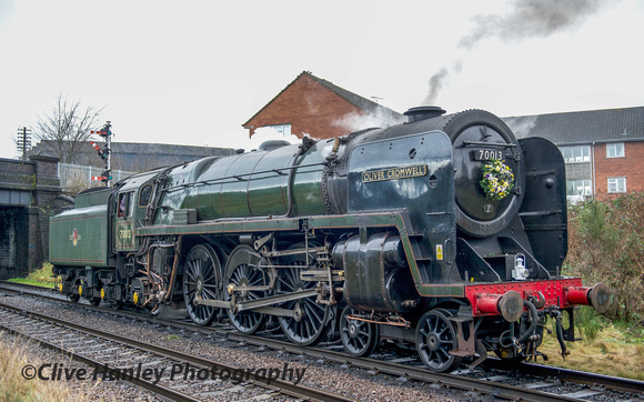Next to appear was 4-6-2 Pacific loco no 70013 Oliver Cromwell adorned with a wreath in tribute to Driver Mick Pickering who passed away recently.