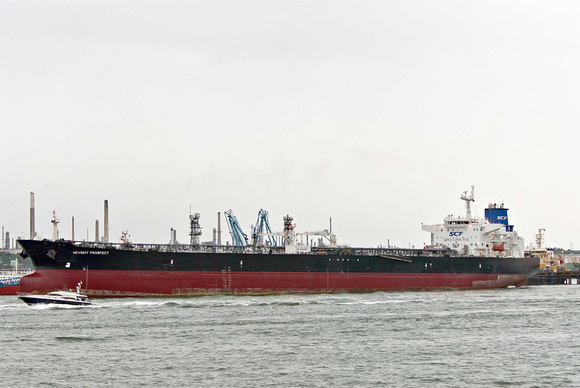 The Nevskiy Prospect is a crude oil tanker of 62,586 tons.