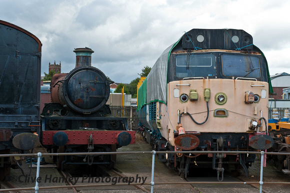 The other GWR 2-6-2T no 4110 sits alongside a Class 50.