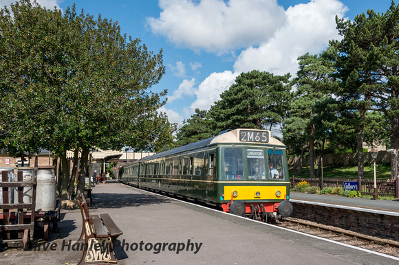 The DMU then departed northbound again with the 10.45am service.